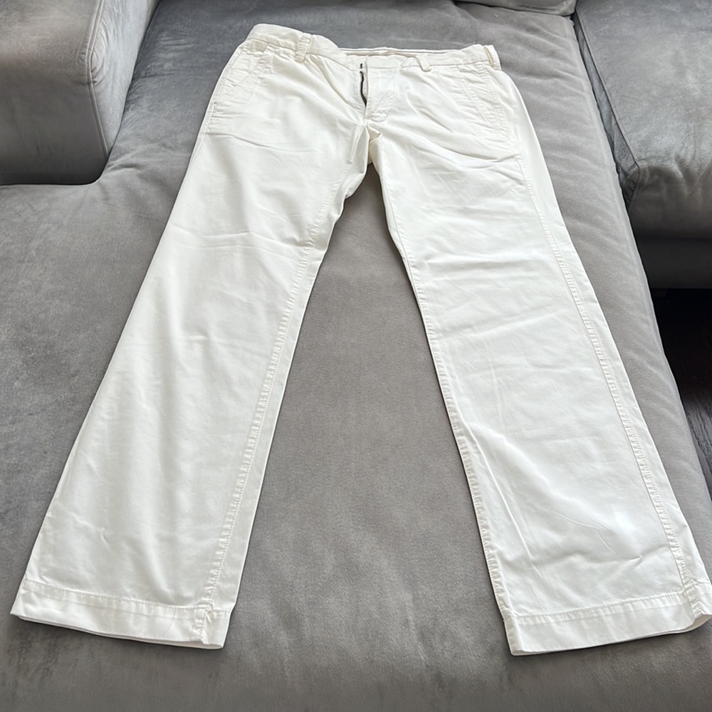 Gap Off White Khaki Straight Fit | Size34 W x 32 L| 100 % Cotton